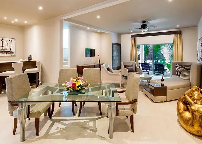 Hidden Au Naturel Adults Only, & Inclusive Resort 5*