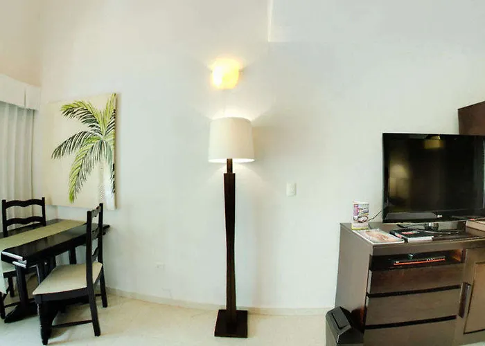 Resort Hidden Au Naturel Adults Only, & Inclusive