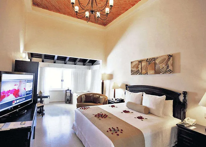 Hidden Au Naturel Adults Only, & Inclusive Akumal