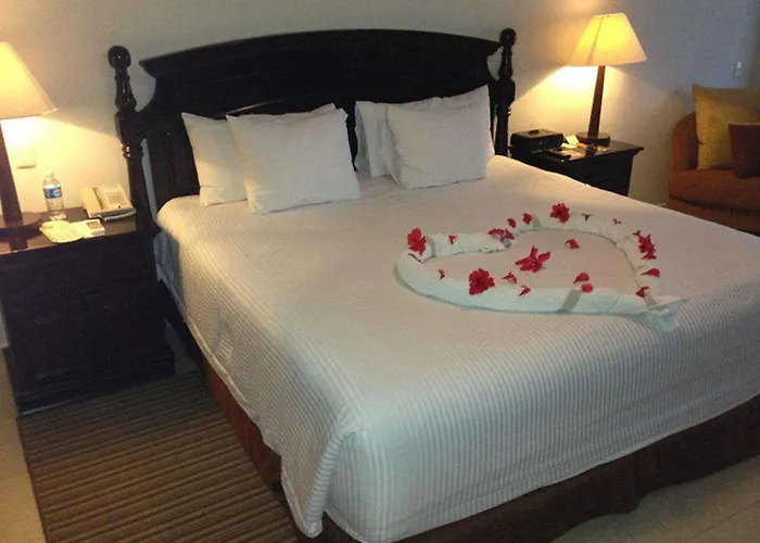 Hidden Au Naturel Adults Only, & Inclusive Resort 5*